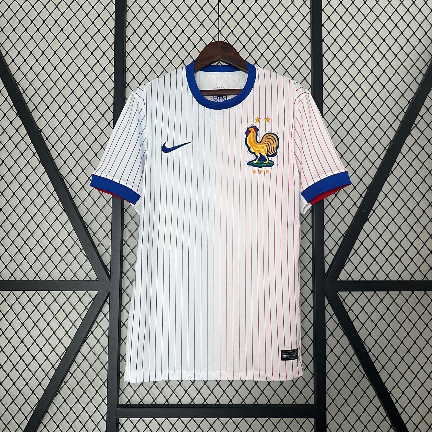23/24 France White - Kibbly XS